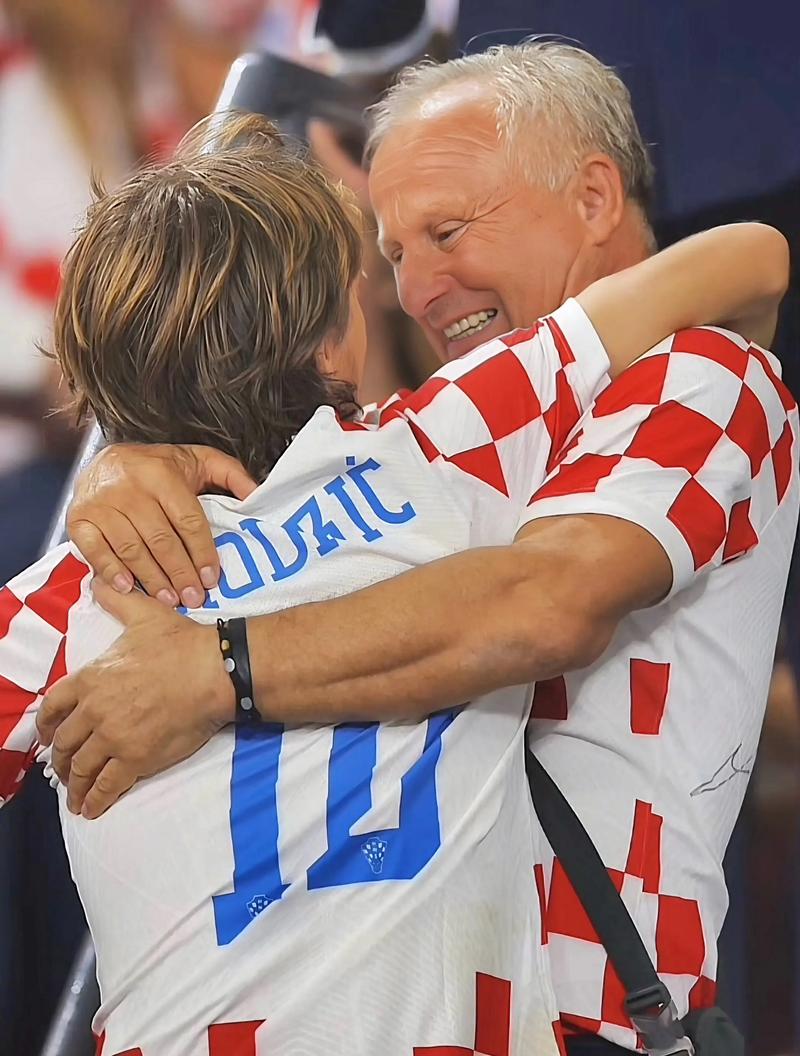 托马斯·弗兰克在托特纳姆热刺队“处境艰难”，但这与成绩无关——保罗·默森