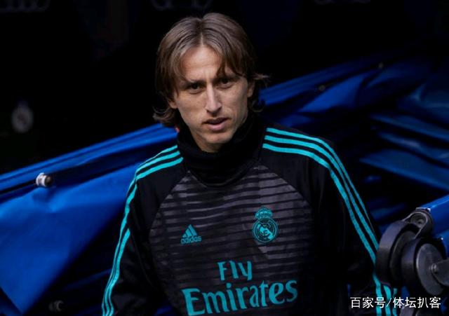 恩祖齐-马塔加盟中甲升班马深圳青年人