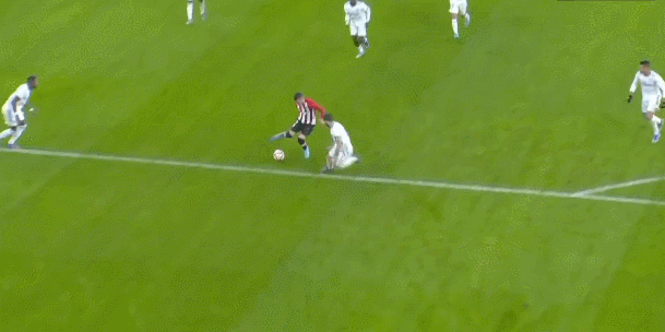 邮报：曼联询问多纳鲁马转会可能性，转会费与工资都超出预算